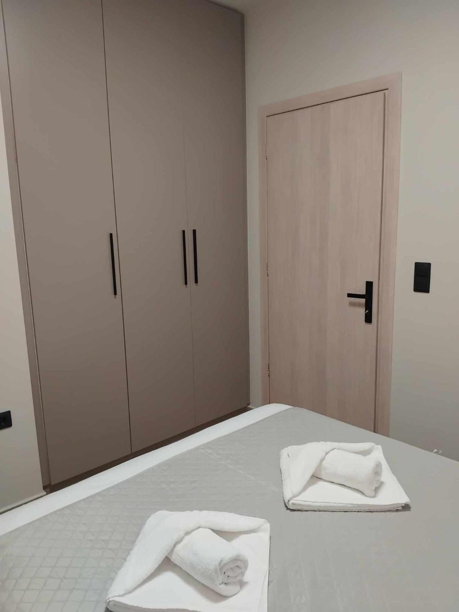 Simple, Calm And Luxurious Apartment Kalamata Luaran gambar