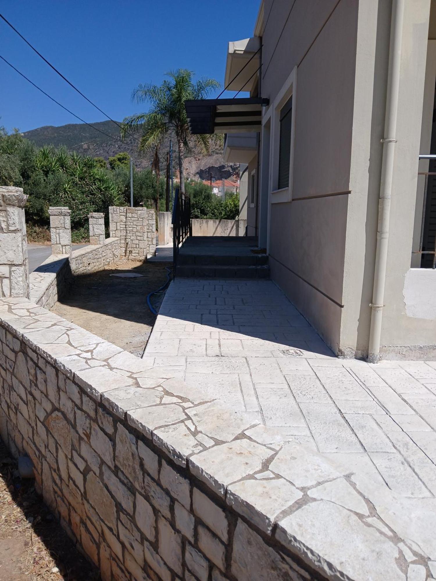 Simple, Calm And Luxurious Apartment Kalamata Luaran gambar