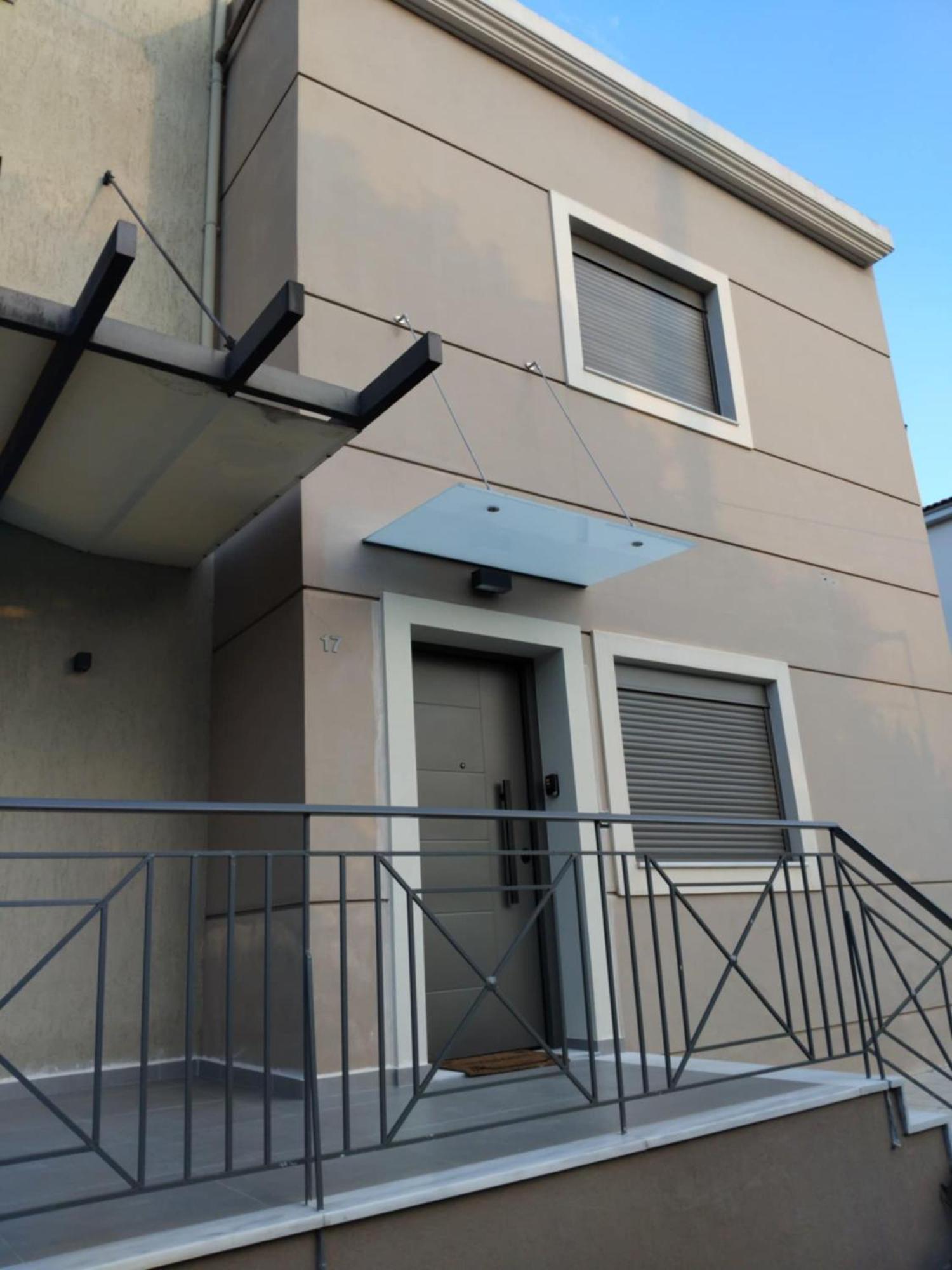 Simple, Calm And Luxurious Apartment Kalamata Luaran gambar