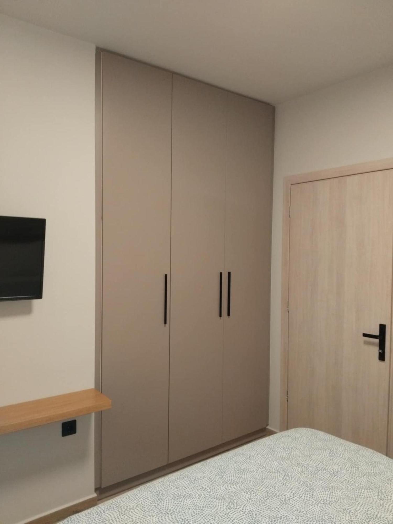 Simple, Calm And Luxurious Apartment Kalamata Luaran gambar