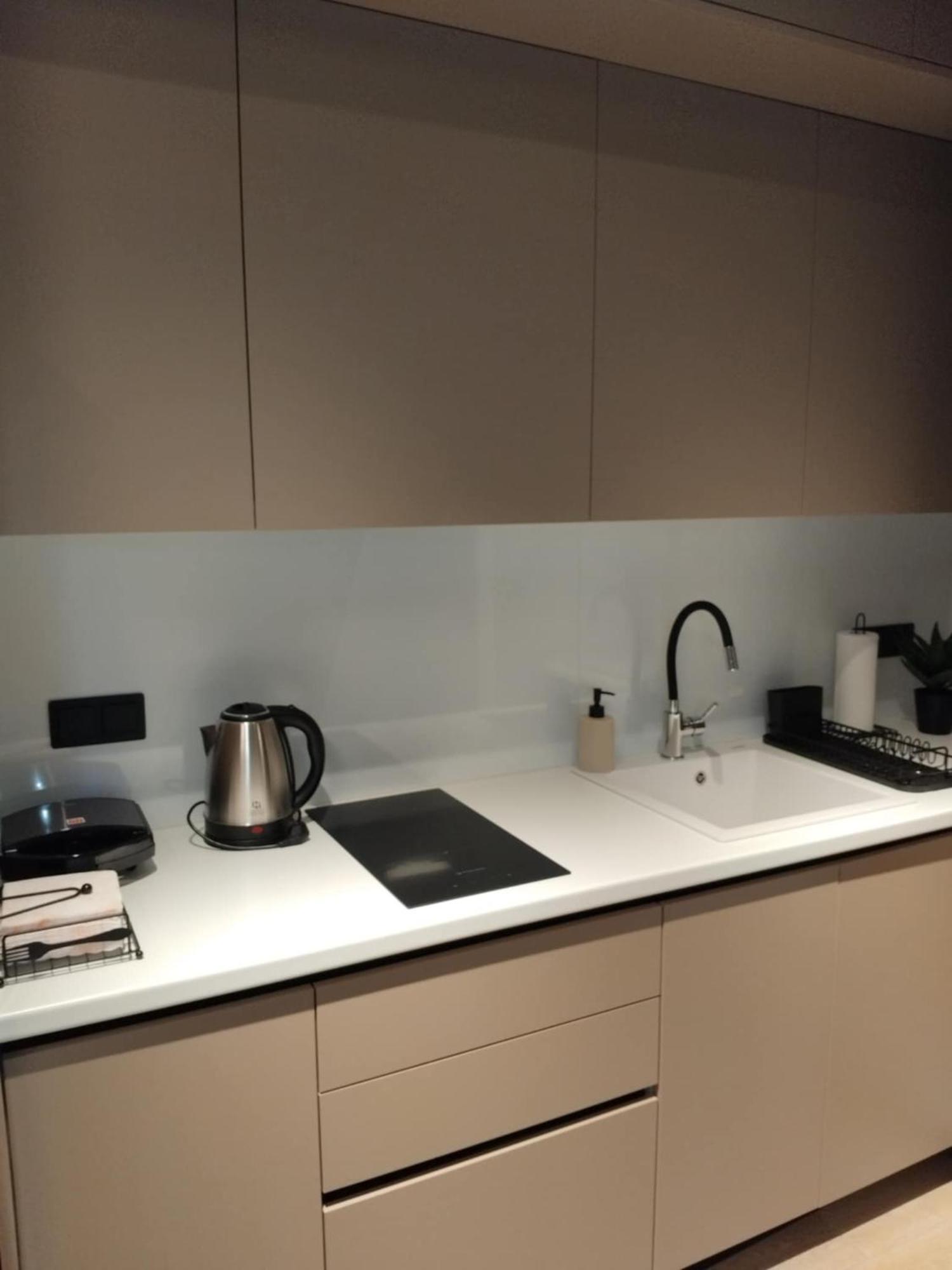 Simple, Calm And Luxurious Apartment Kalamata Luaran gambar