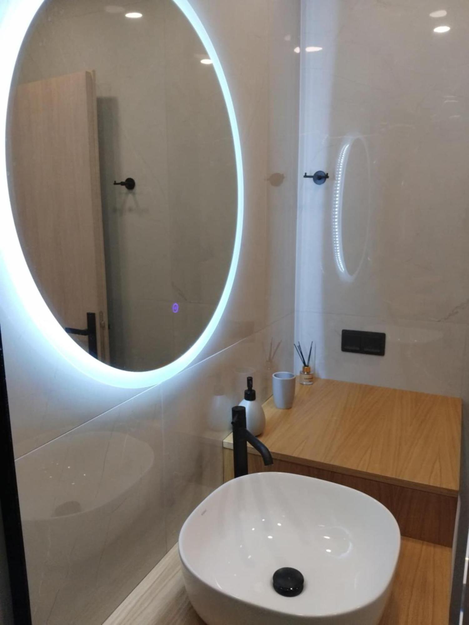 Simple, Calm And Luxurious Apartment Kalamata Luaran gambar